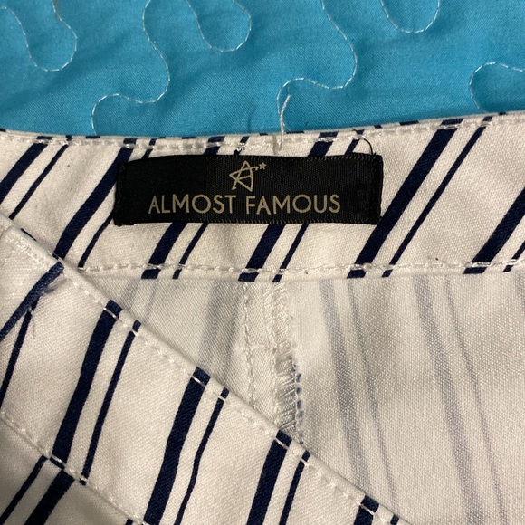 Shorts - Picture 5 of 5